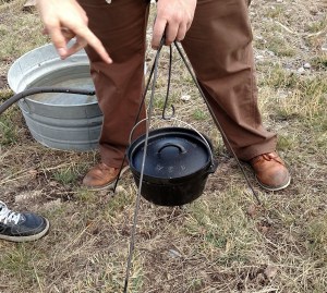 Dutch Oven Stand mock-up